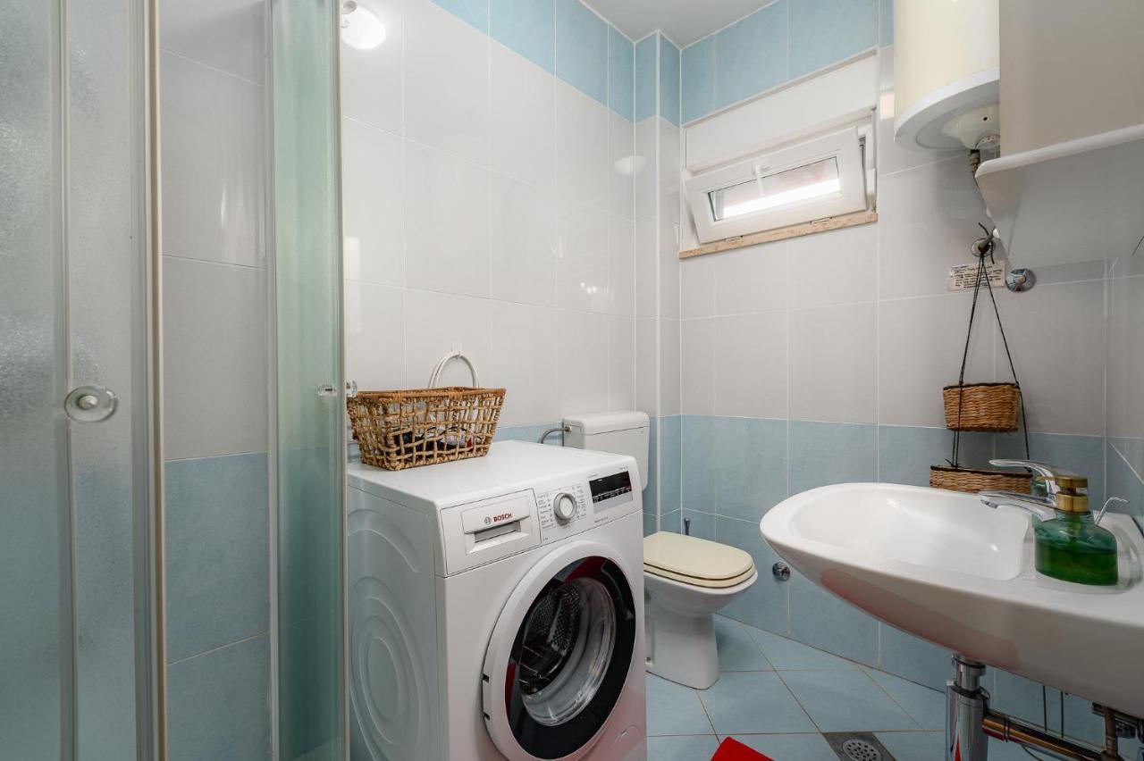 Apartment Ares 14 - Umag Center Екстериор снимка