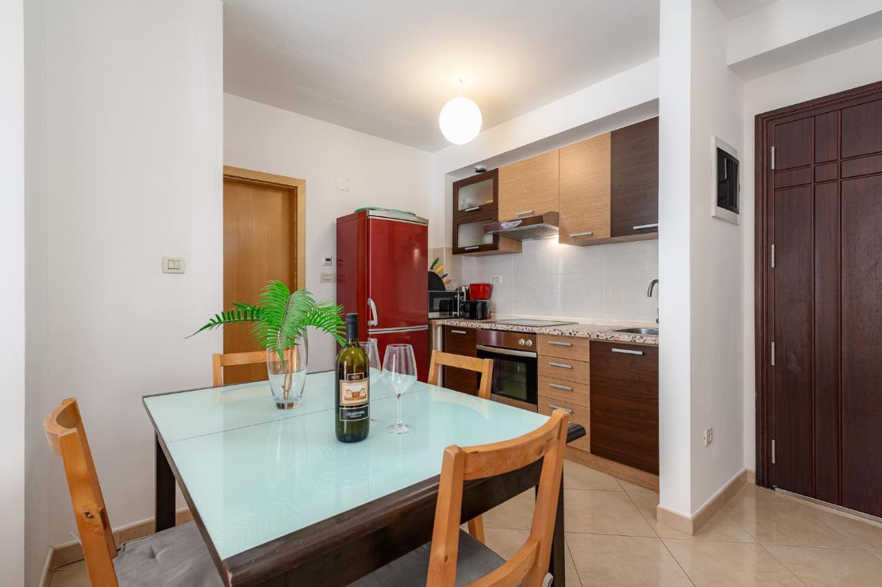 Apartment Ares 14 - Umag Center Екстериор снимка