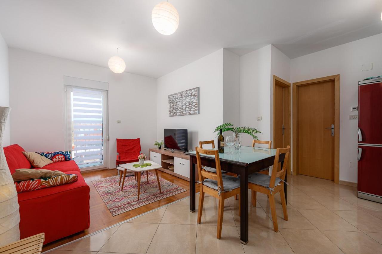 Apartment Ares 14 - Umag Center Екстериор снимка